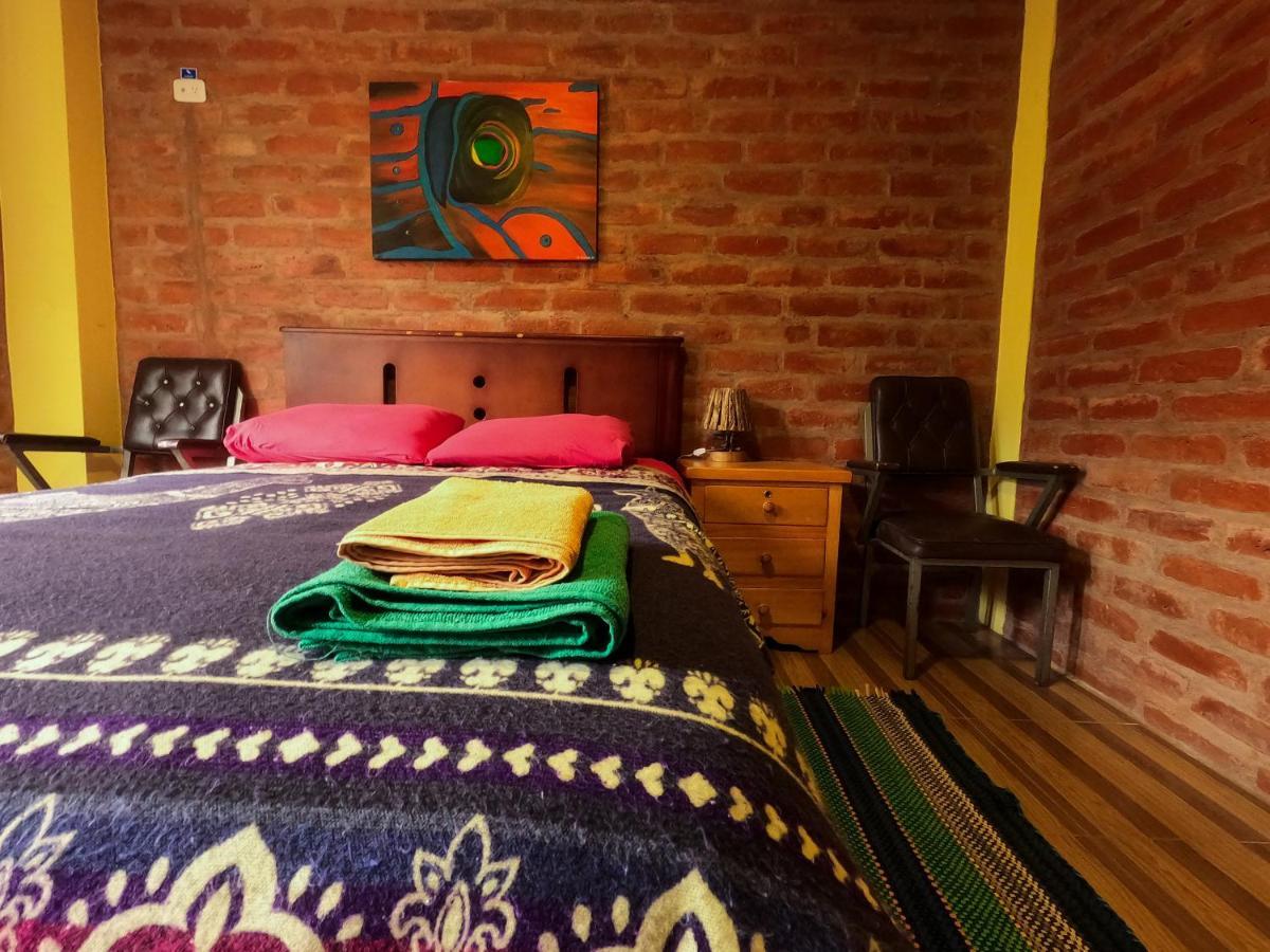 Hostal La Casa Amarilla City Banos  Exterior photo
