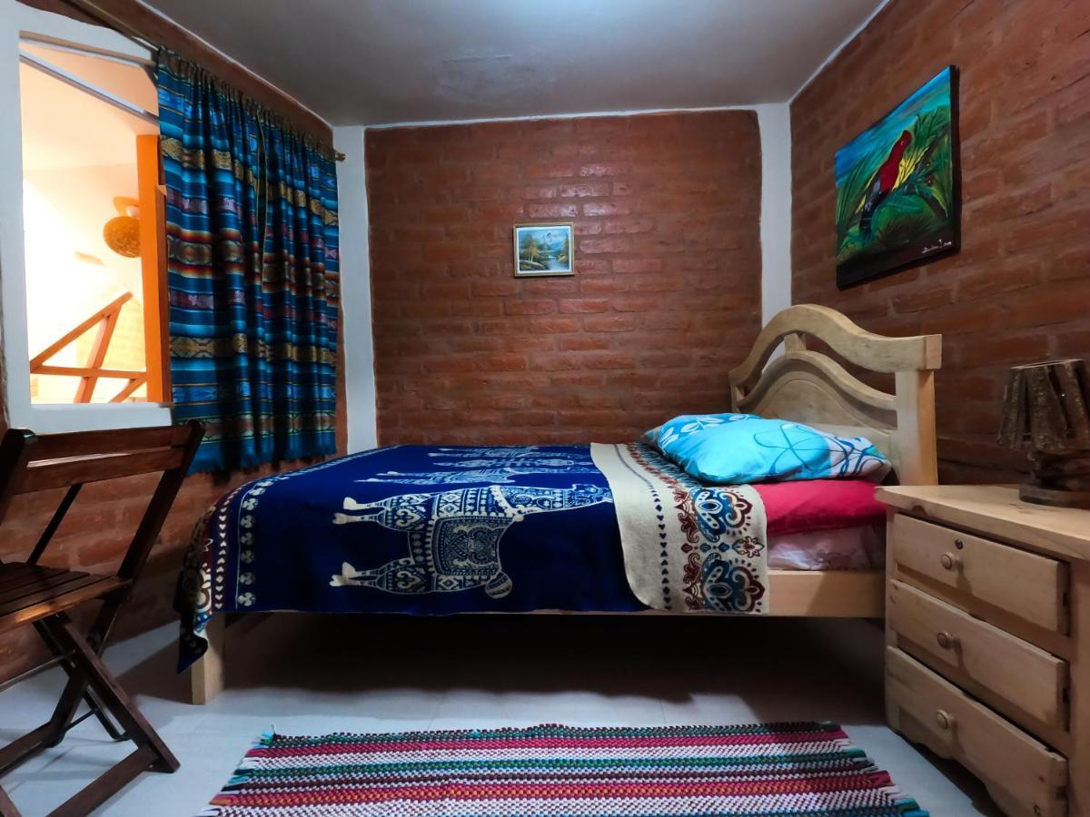 Hostal La Casa Amarilla City Banos  Exterior photo