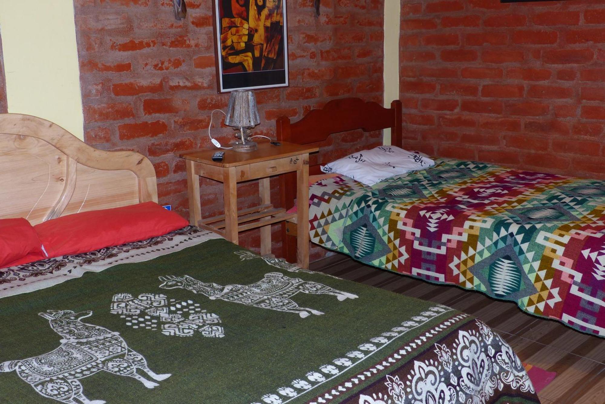 Hostal La Casa Amarilla City Banos  Exterior photo