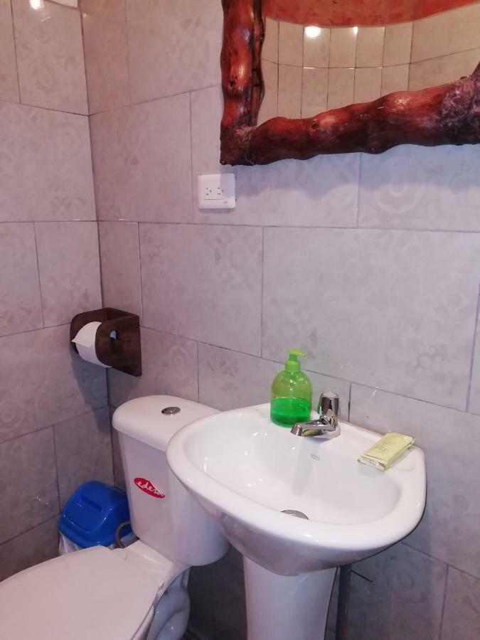 Hostal La Casa Amarilla City Banos  Exterior photo
